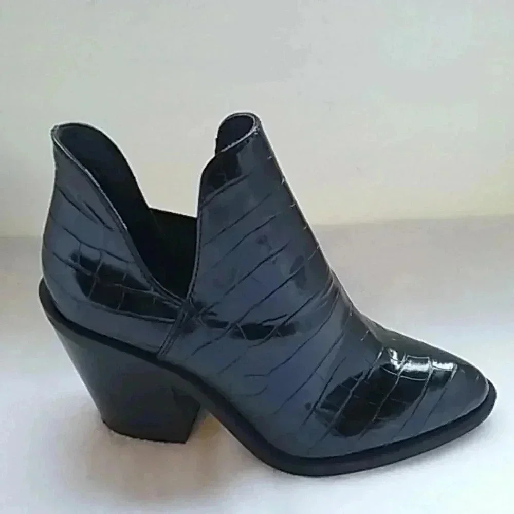steve madden booties - Picture 3 of 9